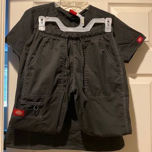 XS- Dickies Scrubs - Black